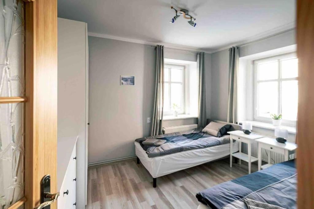 Apartament Quattro, Duszniki-Zdroj ดุสนิกิ สดรอย ภายนอก รูปภาพ